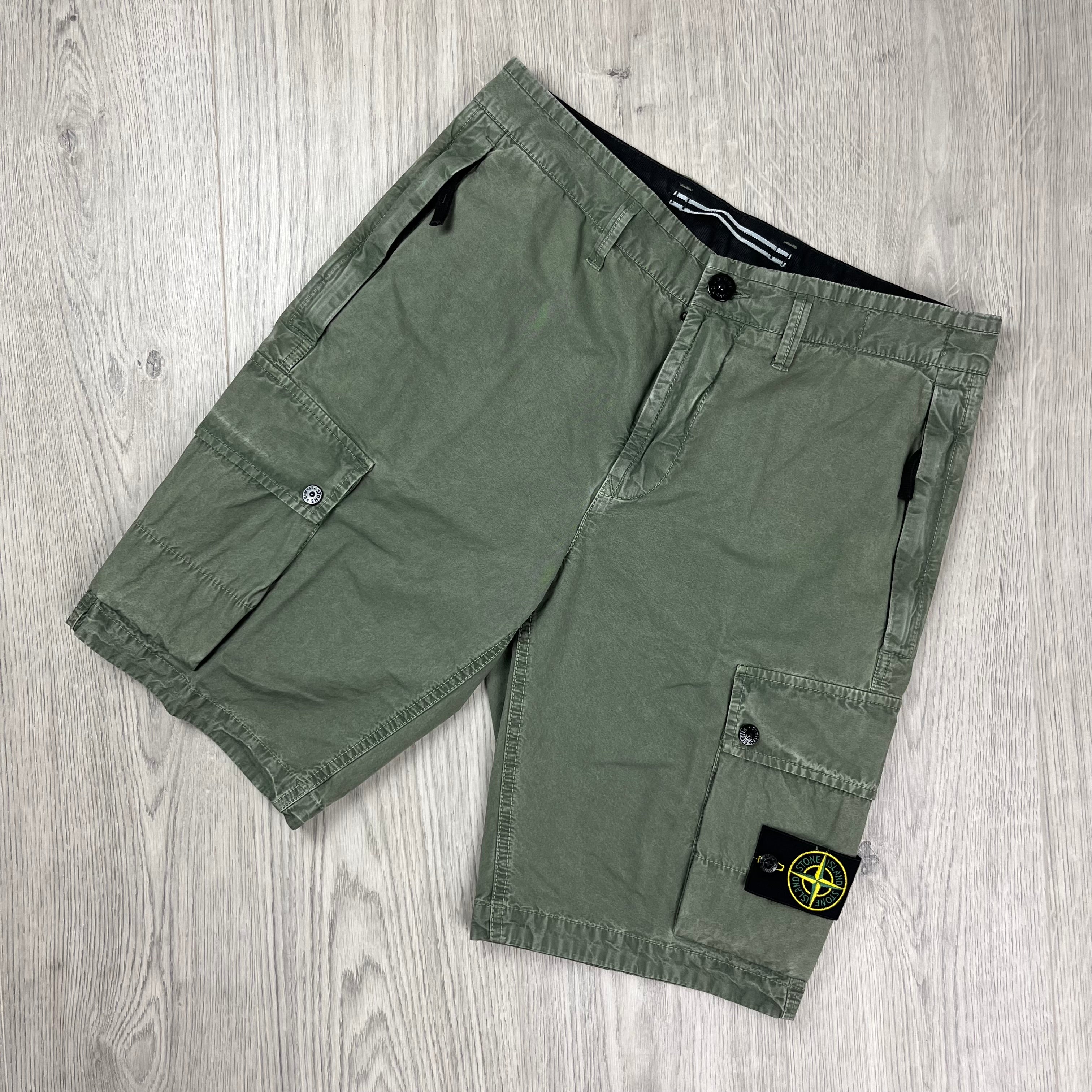 Stone Island Cargo Shorts - Musk Green